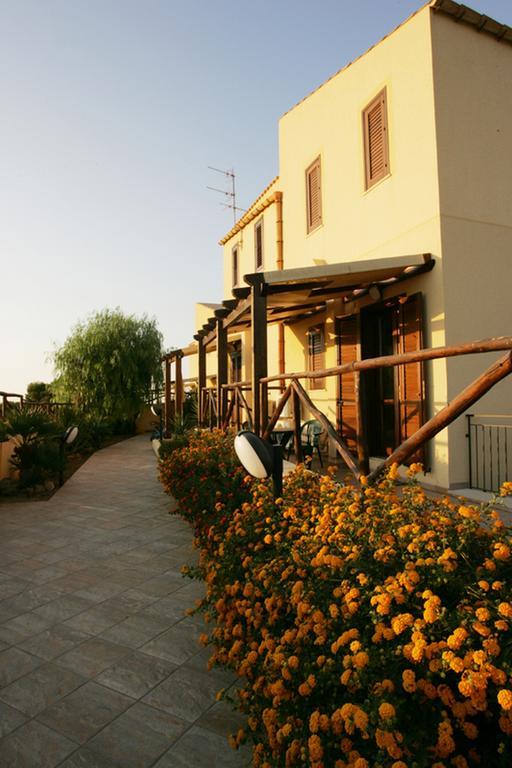 Villa Baia Di Cornino Custonaci Habitación foto
