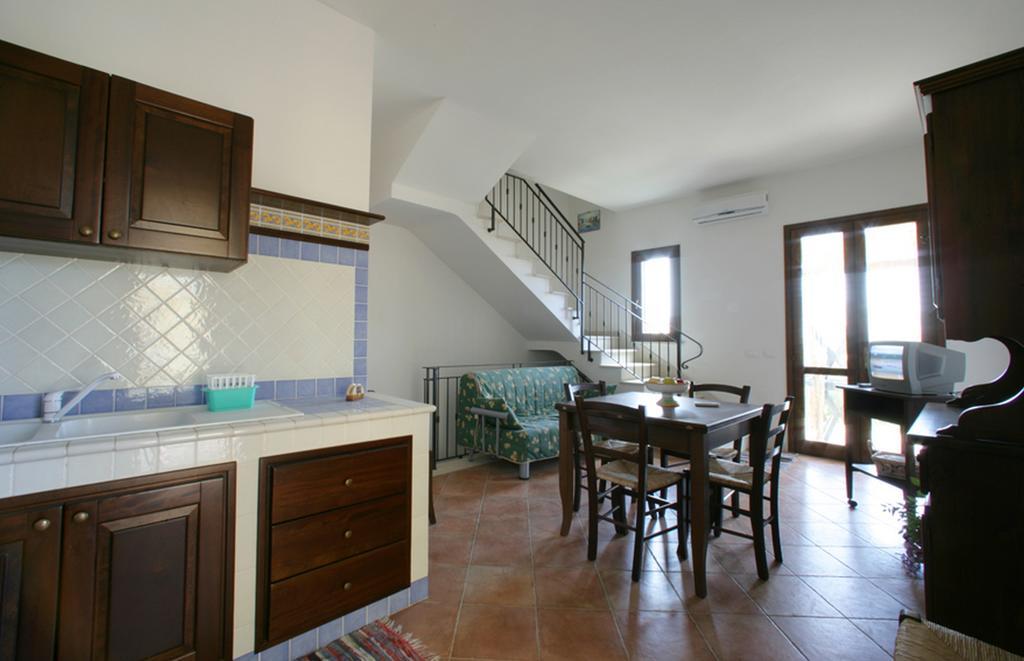 Villa Baia Di Cornino Custonaci Habitación foto